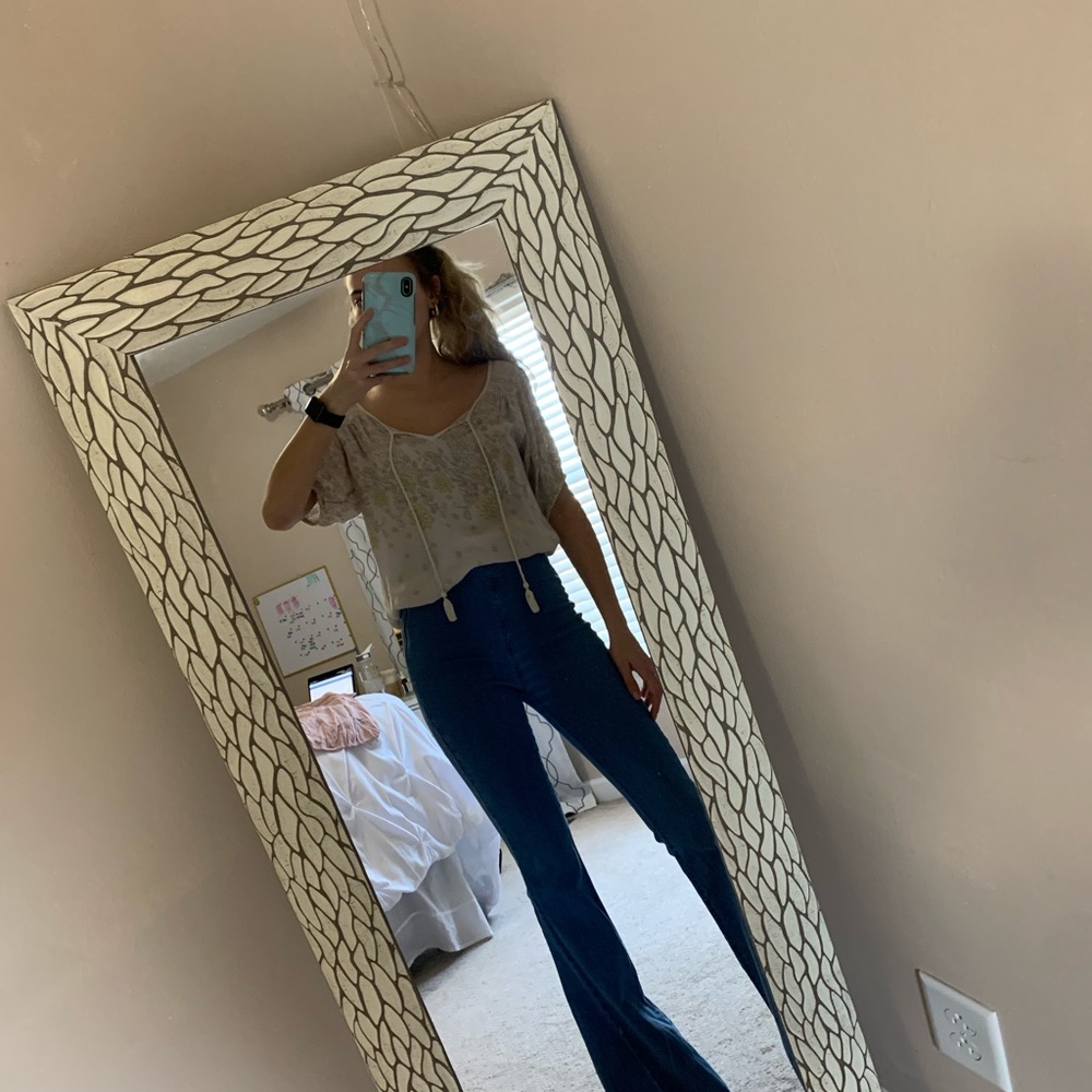 Cute American Eagle blouse